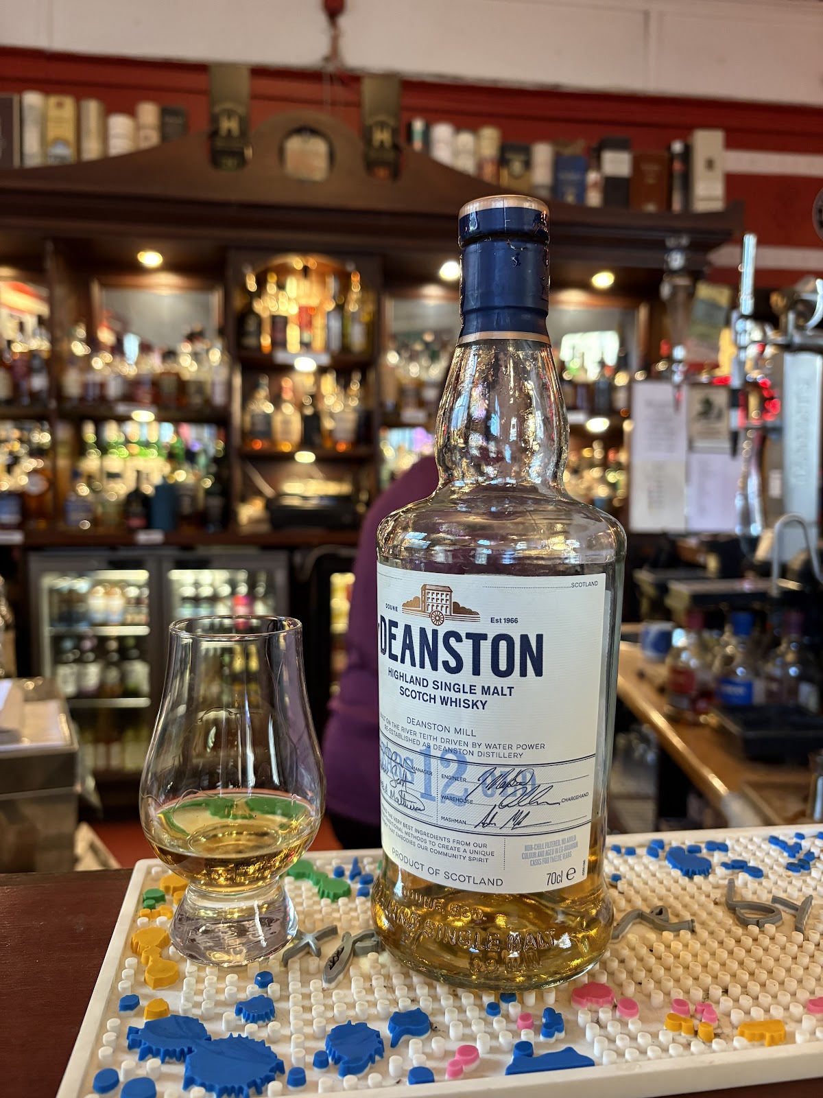 Inside the Curly Coo Bar — warm traditional whisky pub in Stirling
