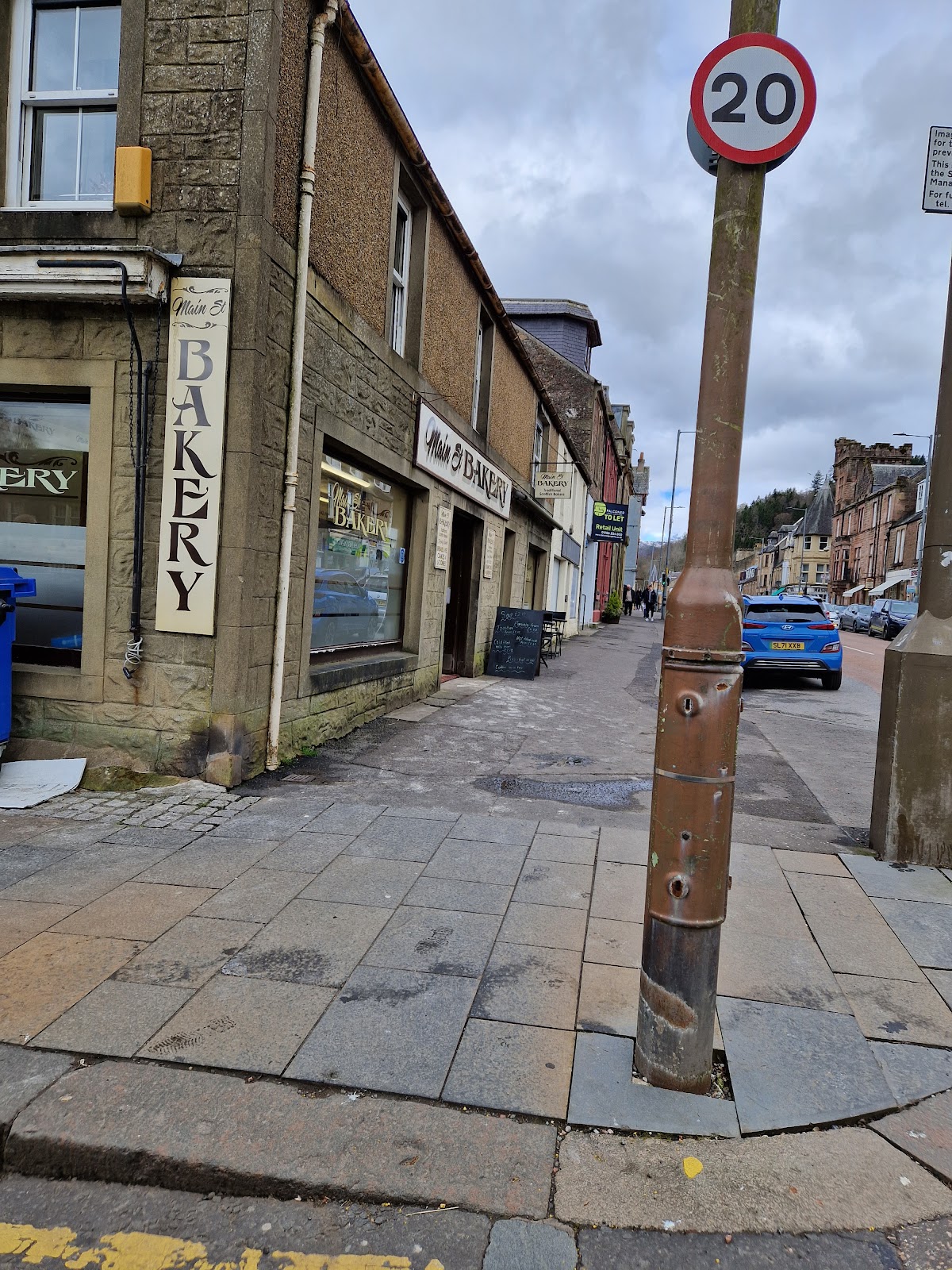 Freshly baked bread and rolls