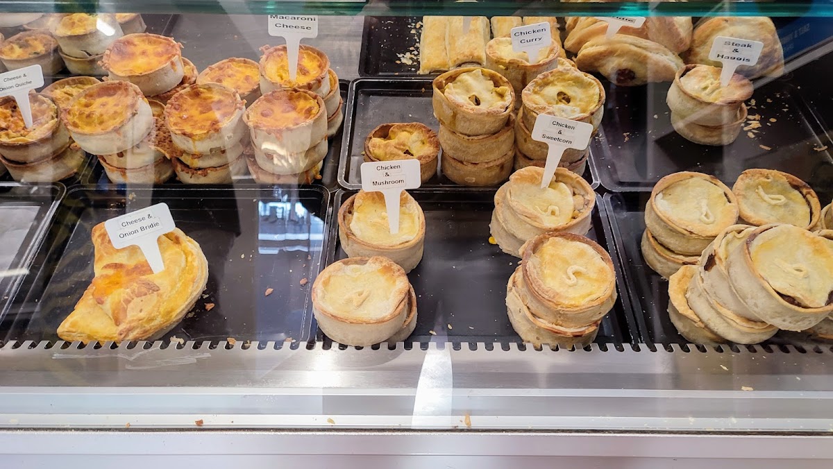 The Main Street Bakery shopfront in Callander