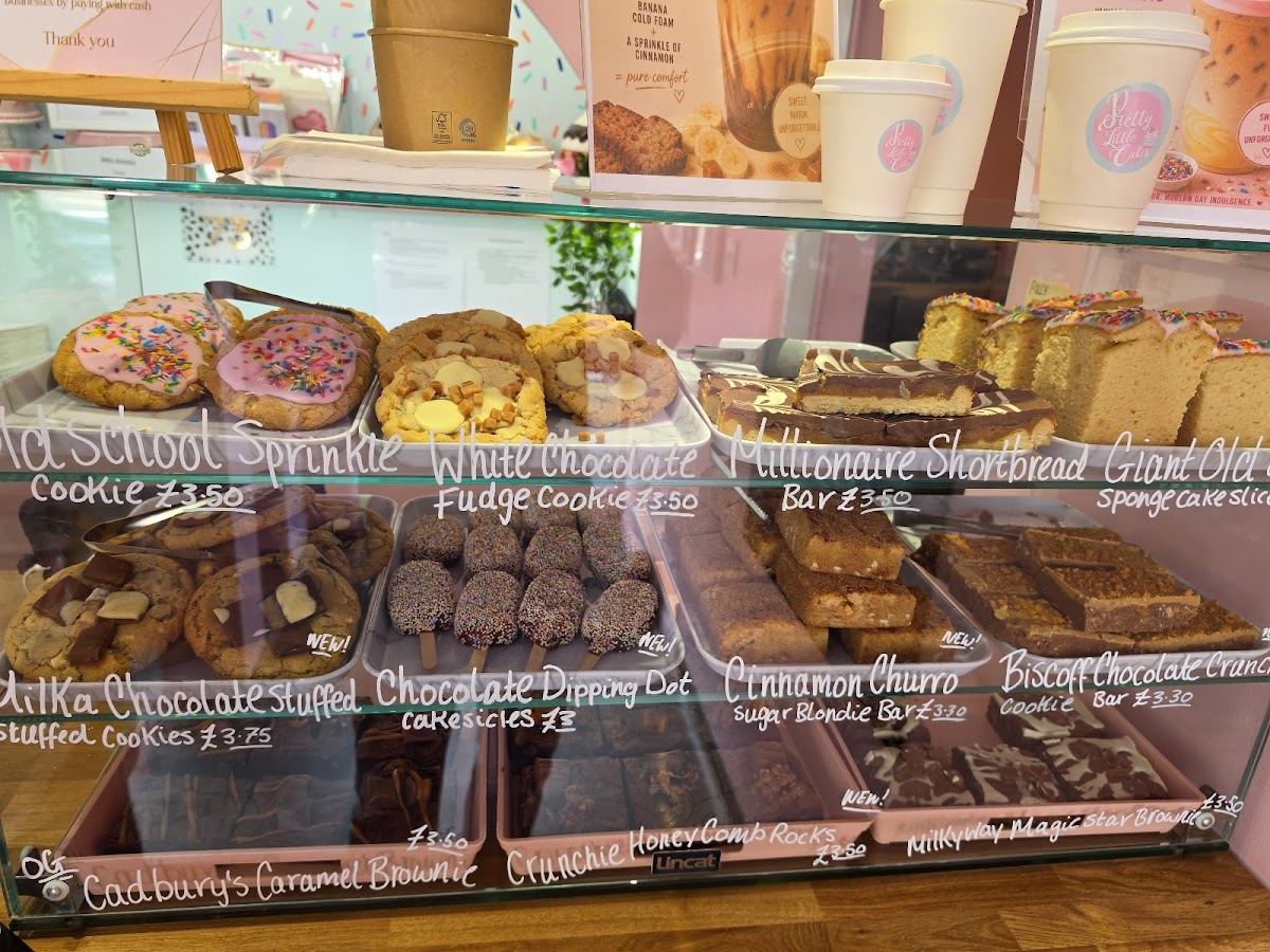 Pretty Little Cakes